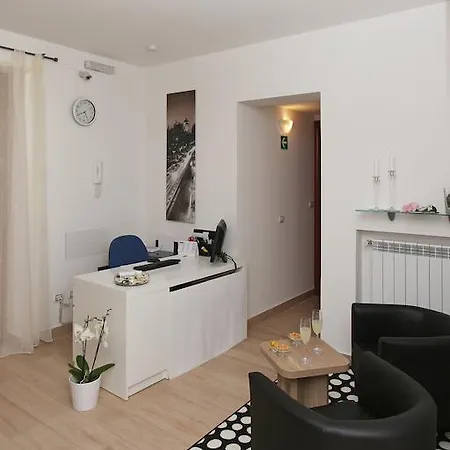 La Casa Felice A San Pietro Couette-café 3*
