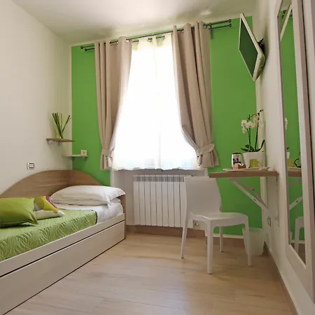 La Casa Felice A San Pietro 3*